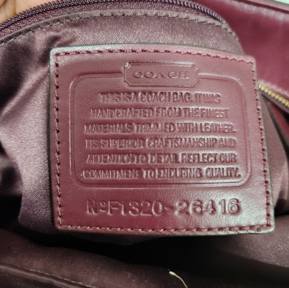 💜🔹️ Coach🔹️ Purple Poppy Tweed Quilted Boucle Blaire Crossbody Tote Bag - Picture 14 of 14